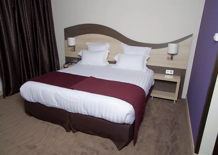 Kyriad Prestige Lyon Est - Saint Priest Eurexpo Hotel&SPA